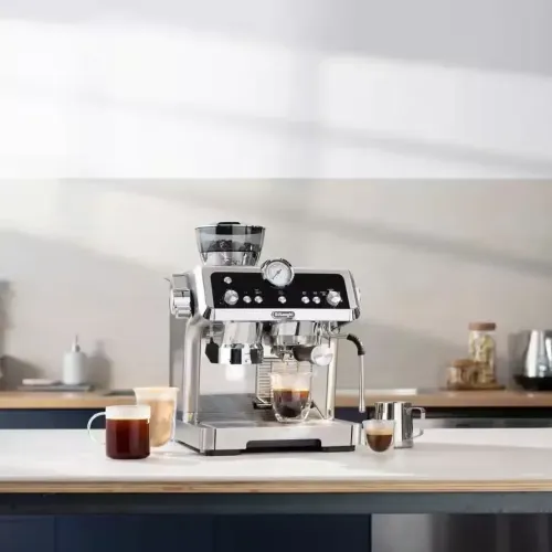 DeLonghi La Specialista Prestigio EC9355.M Semi Automatic Coffee Machine