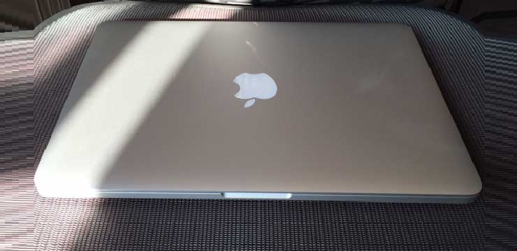 macbook pro 13.3 apple
