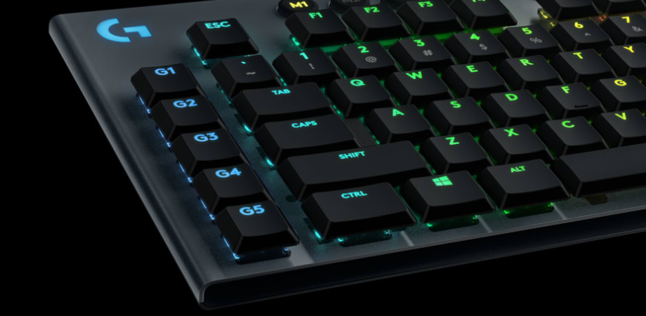 Logitech G813 LIGHTSYNC RGB Mechanical Gaming Keyboard